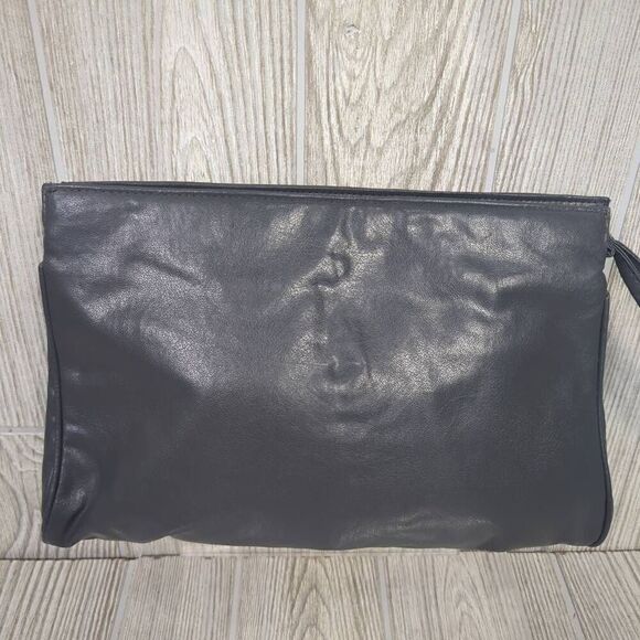 Womens Wristlet Clutch Purse Steel Gray Faux Leather Detailed Stitching Snap Zip - Picture 3 of 6